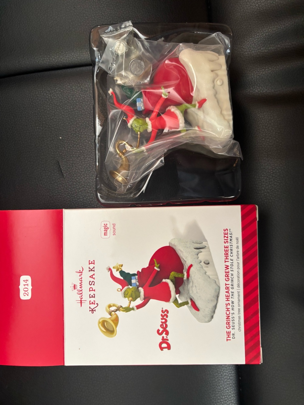 Hallmark Magic Ornament The Grinch’s Heart Grew 3 Sizes NEW